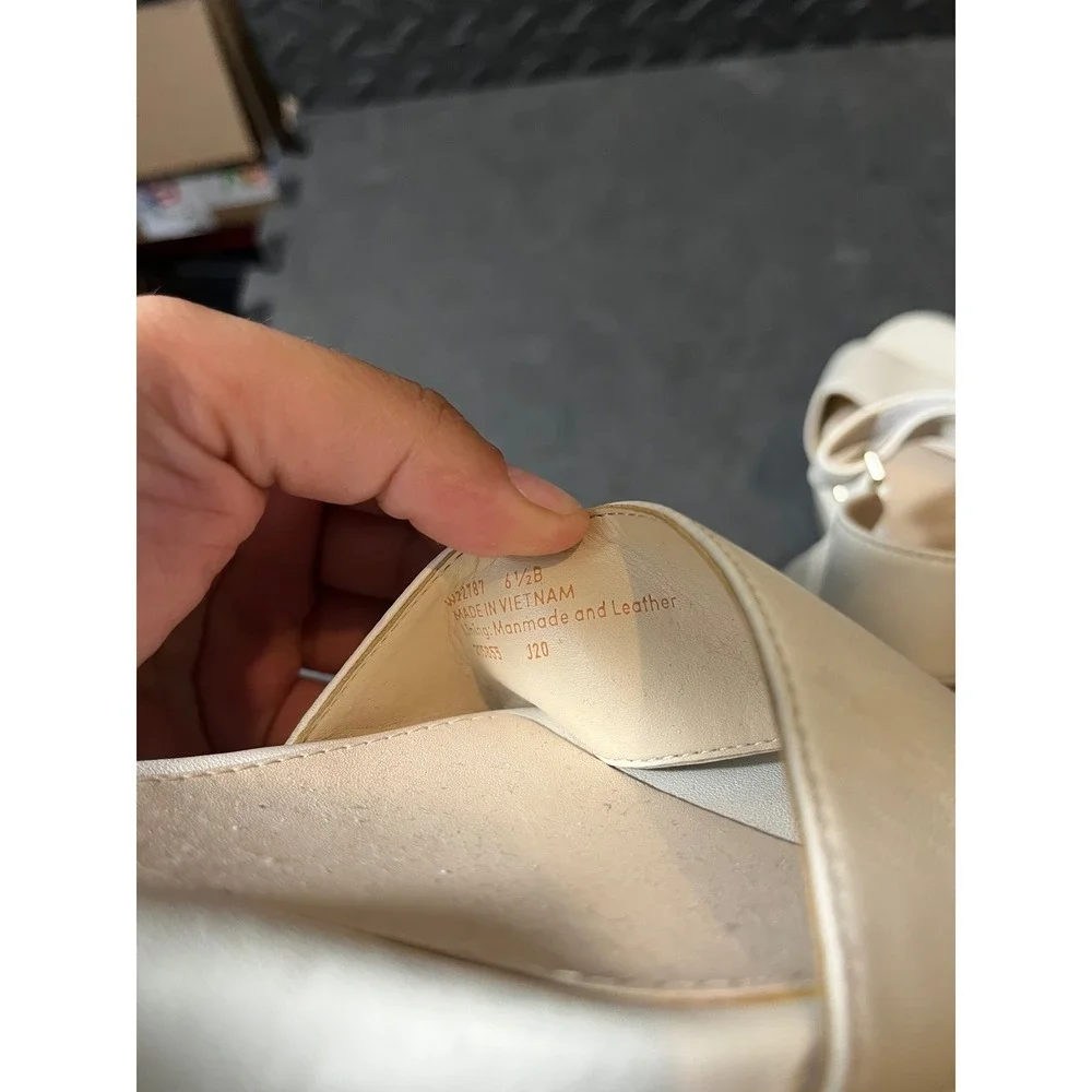 Cole Haan Grand Ambition Sandals Womens 6.5 Ivory White Wedge Platform‎ Strap